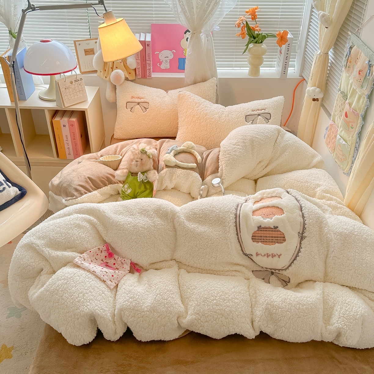 91家纺网 家纺一手货源 找家纺 （总）子钦家纺 2025秋冬新款加厚羊羔绒卡通贴布绣床单床笠四件套第二波