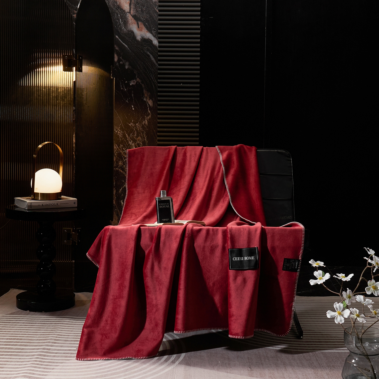 91家纺网 家纺一手货源 找家纺 禧禾 2025新款300g氨超锦狐绒航空午睡素色毛毯（控价：券后到手价不低于88元/148元/208元） 勃艮第红