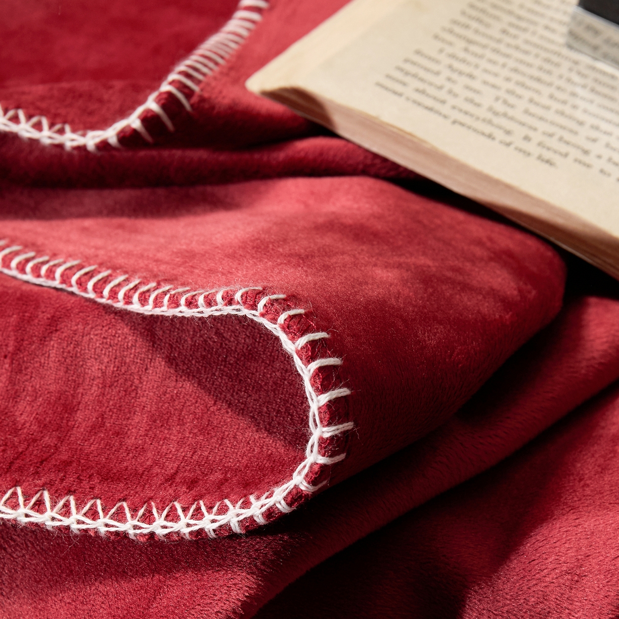 91家纺网 家纺一手货源 找家纺 （总）禧禾 2025新款300g氨超锦狐绒航空午睡素色毛毯（控价：券后到手价不低于88元/148元/208元）