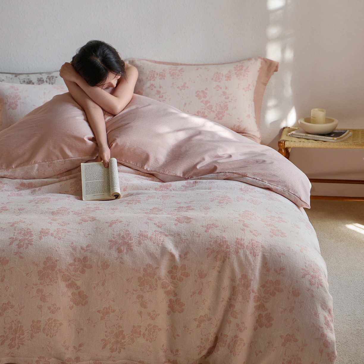 91家纺网 家纺一手货源 找家纺 梦享生活家居 2025新款双层纱提花四件套-砚秋系列 砚秋粉