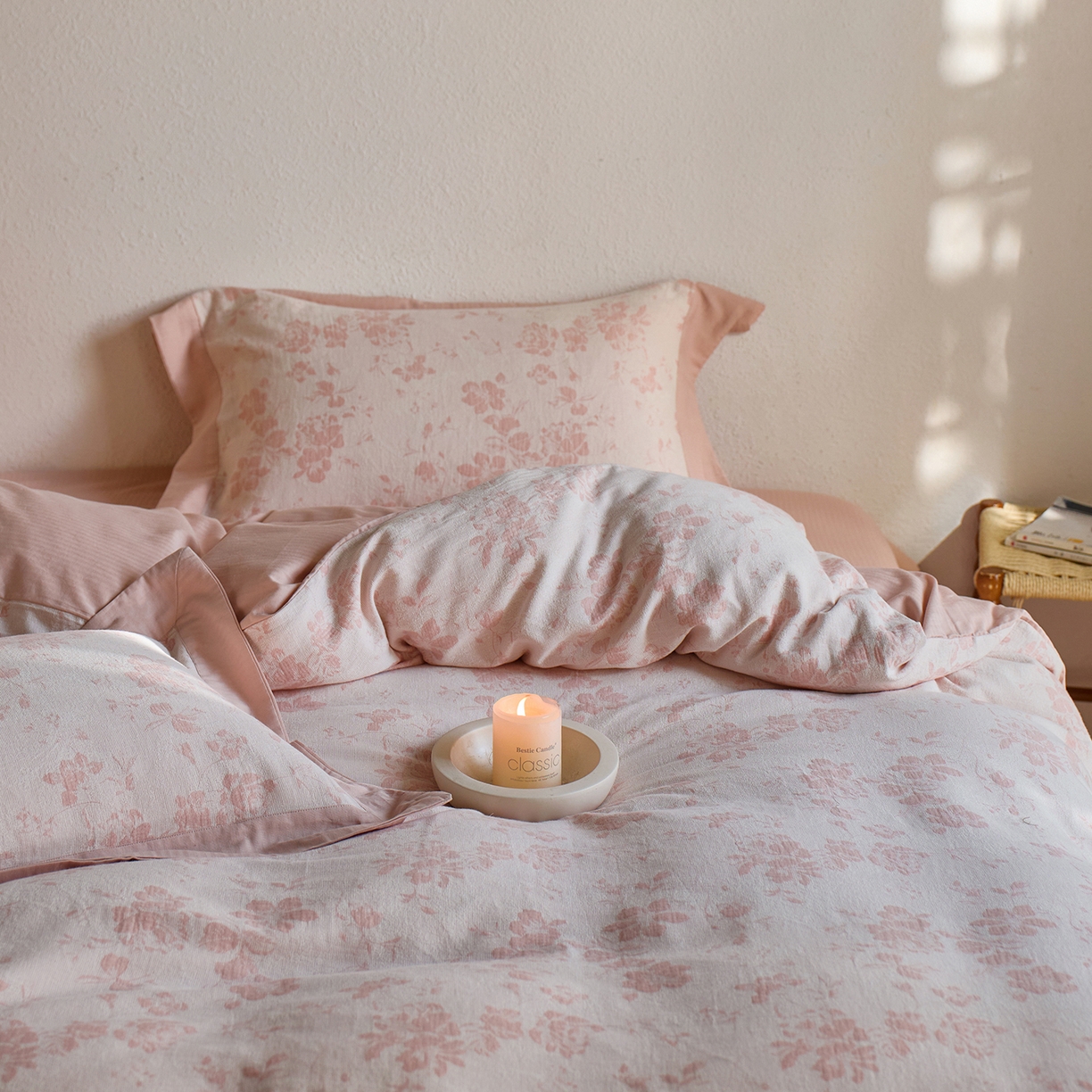 91家纺网 家纺一手货源 找家纺 梦享生活家居 2025新款双层纱提花四件套-砚秋系列 砚秋粉