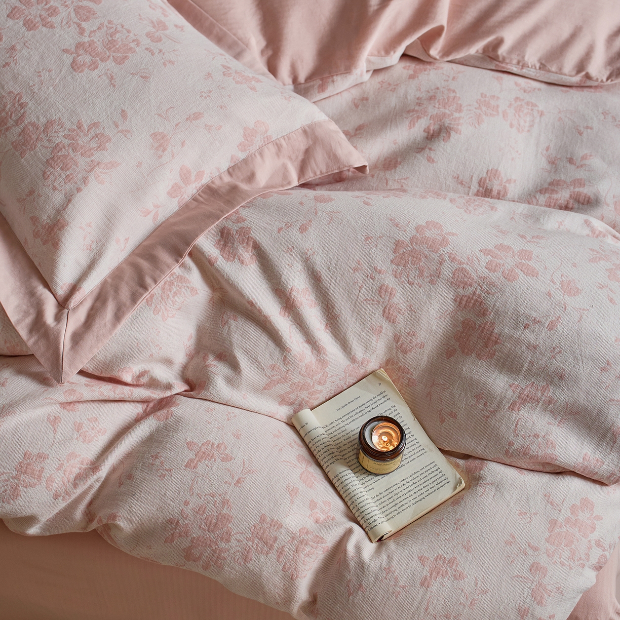 91家纺网 家纺一手货源 找家纺 梦享生活家居 2025新款双层纱提花四件套-砚秋系列 砚秋粉