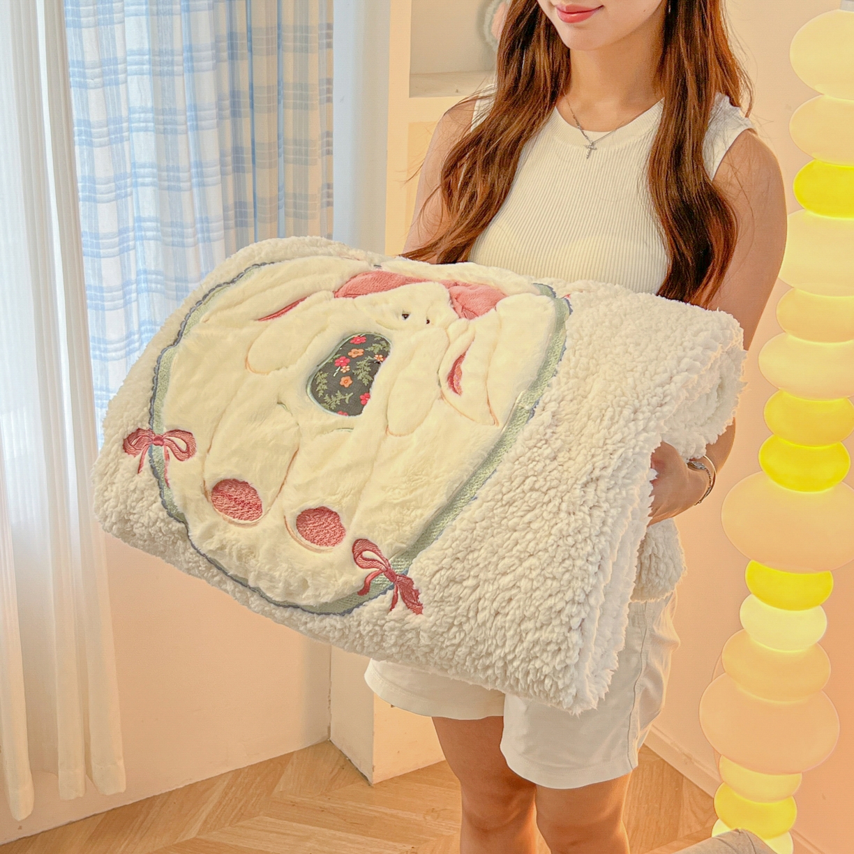 91家纺网 家纺一手货源 找家纺 （总）子钦家纺 2025新款加厚羊羔绒牛奶绒卡通贴布绣多功能毛毯