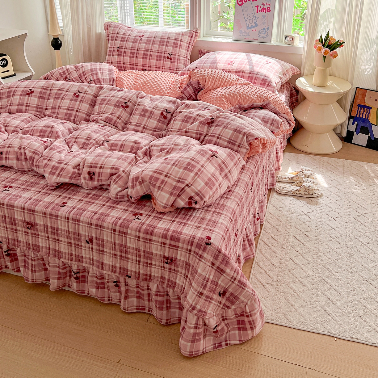 91家纺网 家纺一手货源 找家纺 （总）一比一 2025新款加厚保暖豆豆牛奶绒床盖款四件套