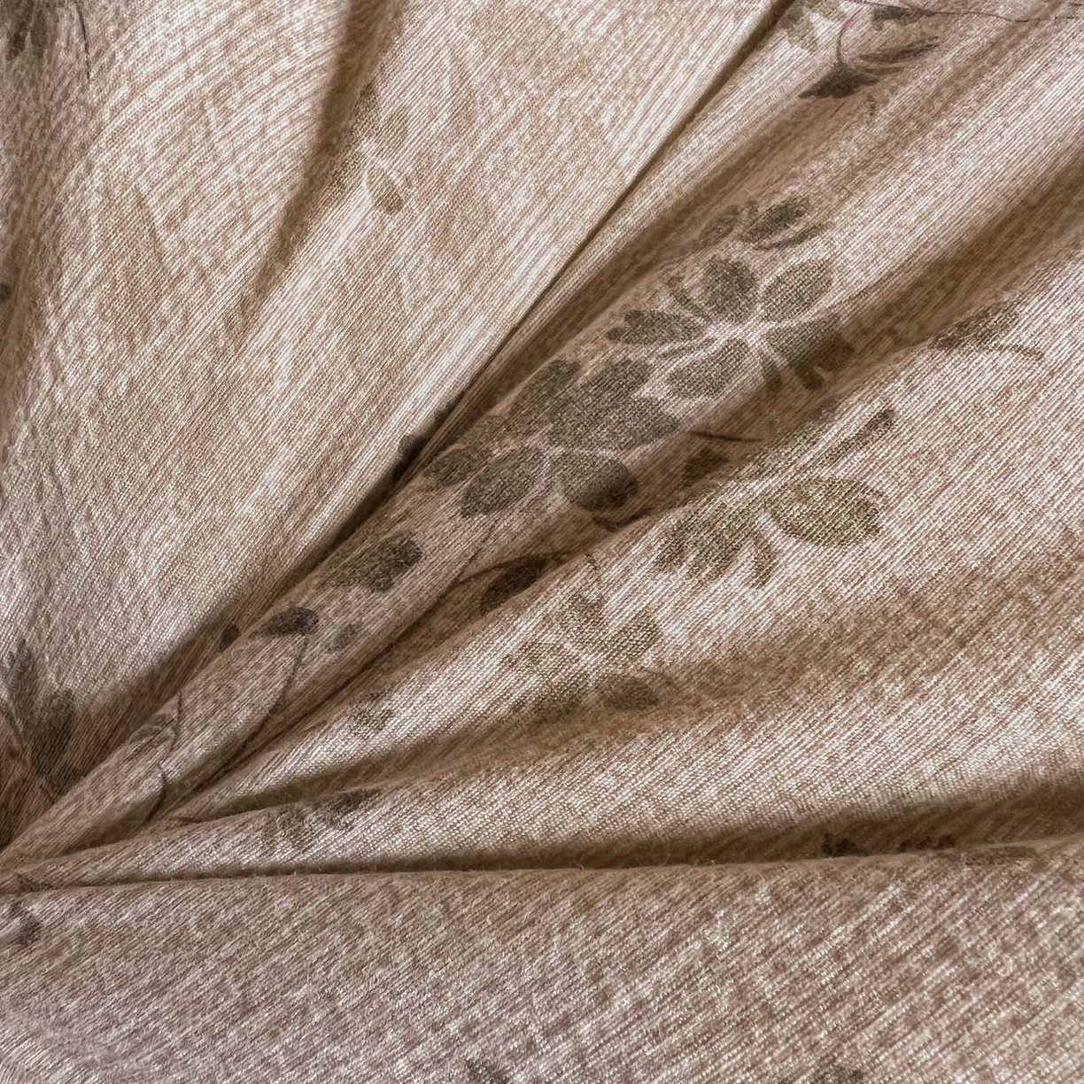 91家纺网 家纺一手货源 找家纺 Mata蔓塔家 2025新款侘寂风泡芙花边豆豆被被子被芯冬被春秋被牛奶绒豆豆被 秋风萧瑟