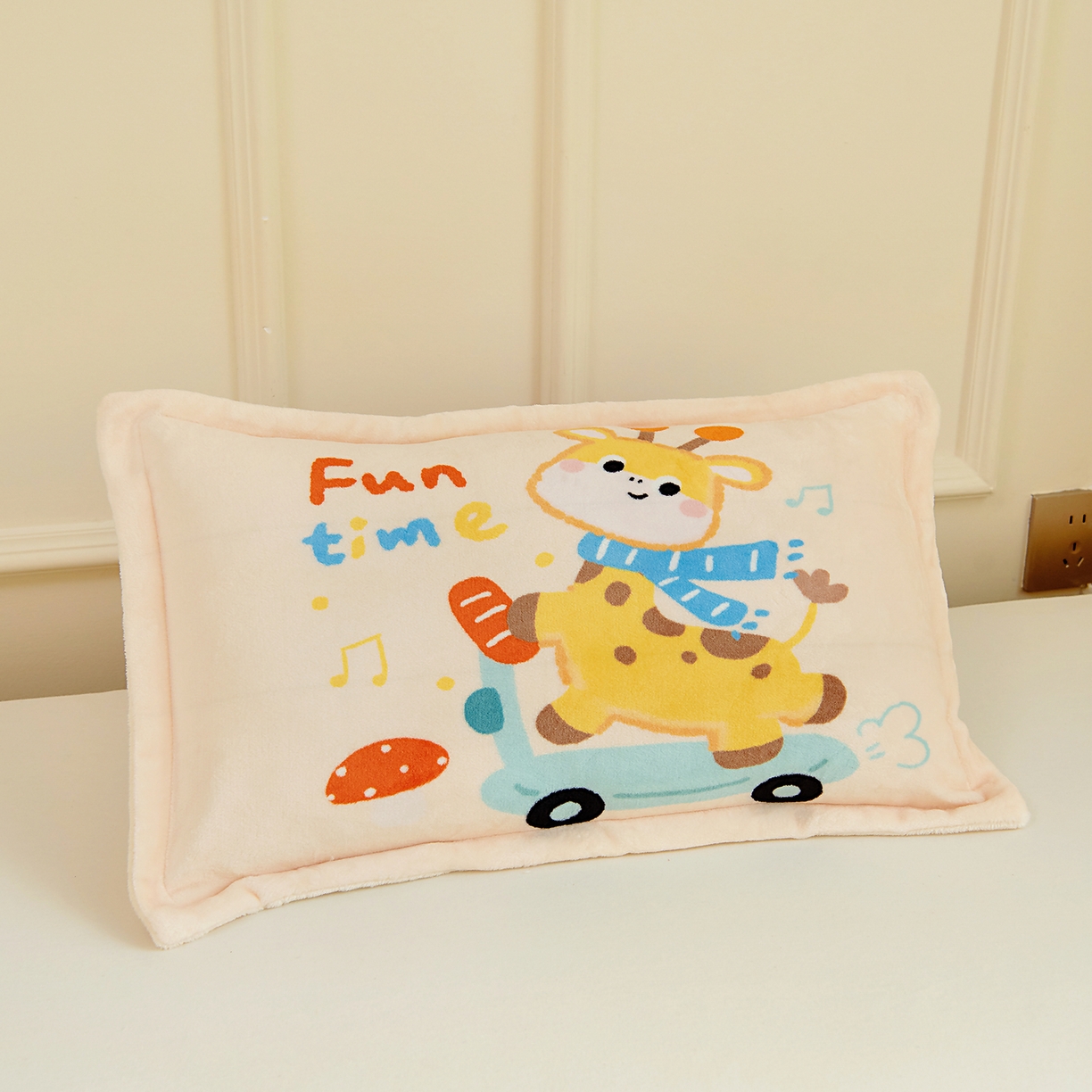 91家纺网 家纺一手货源 找家纺 梵赫 2025新款加厚240克牛奶绒数码原创大版卡通被套+被芯组合 骑滑板小鹿