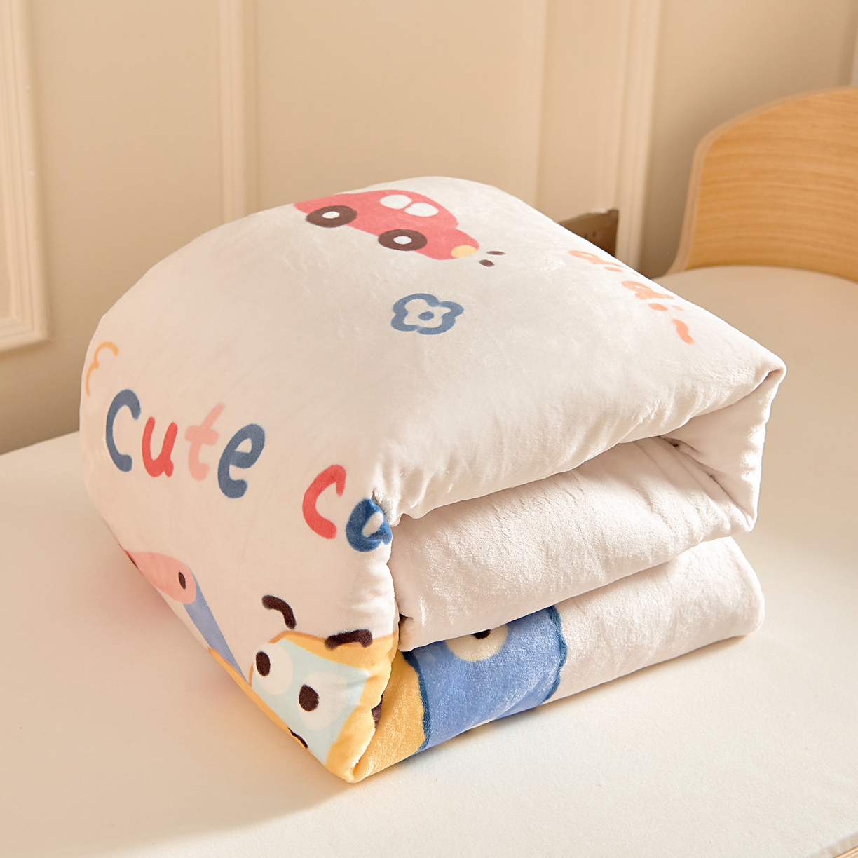 91家纺网 家纺一手货源 找家纺 梵赫 2025新款加厚240克牛奶绒数码原创大版卡通被套+被芯组合 可爱挖土机