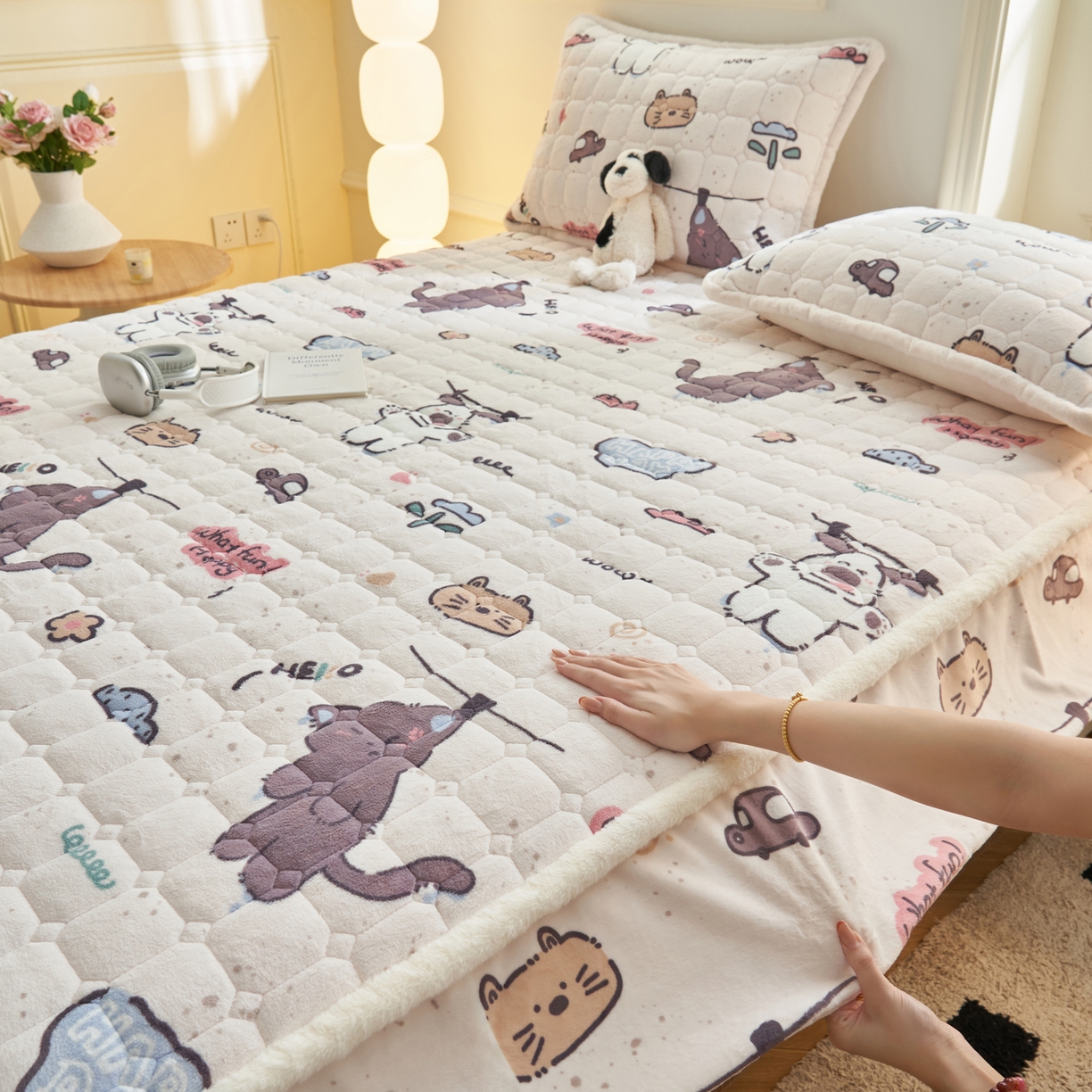 91家纺网 家纺一手货源 找家纺 （总）晨曦家纺 2025新款加厚加绒牛奶绒卡通夹棉三层单床笠