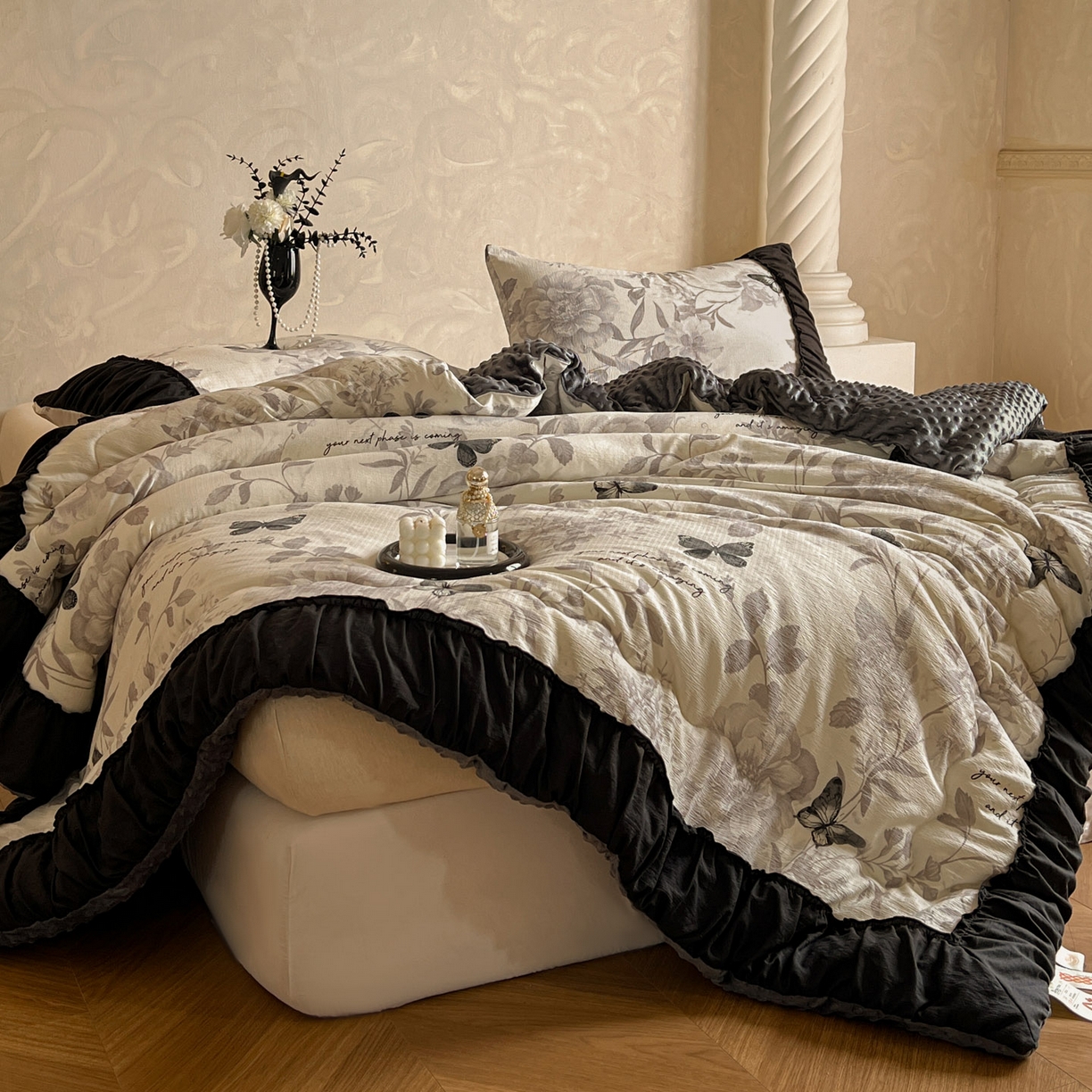 91家纺网 家纺一手货源 找家纺 Mata蔓塔家 2025新款侘寂风泡芙花边豆豆被被子被芯冬被春秋被牛奶绒豆豆被 庄生晓梦