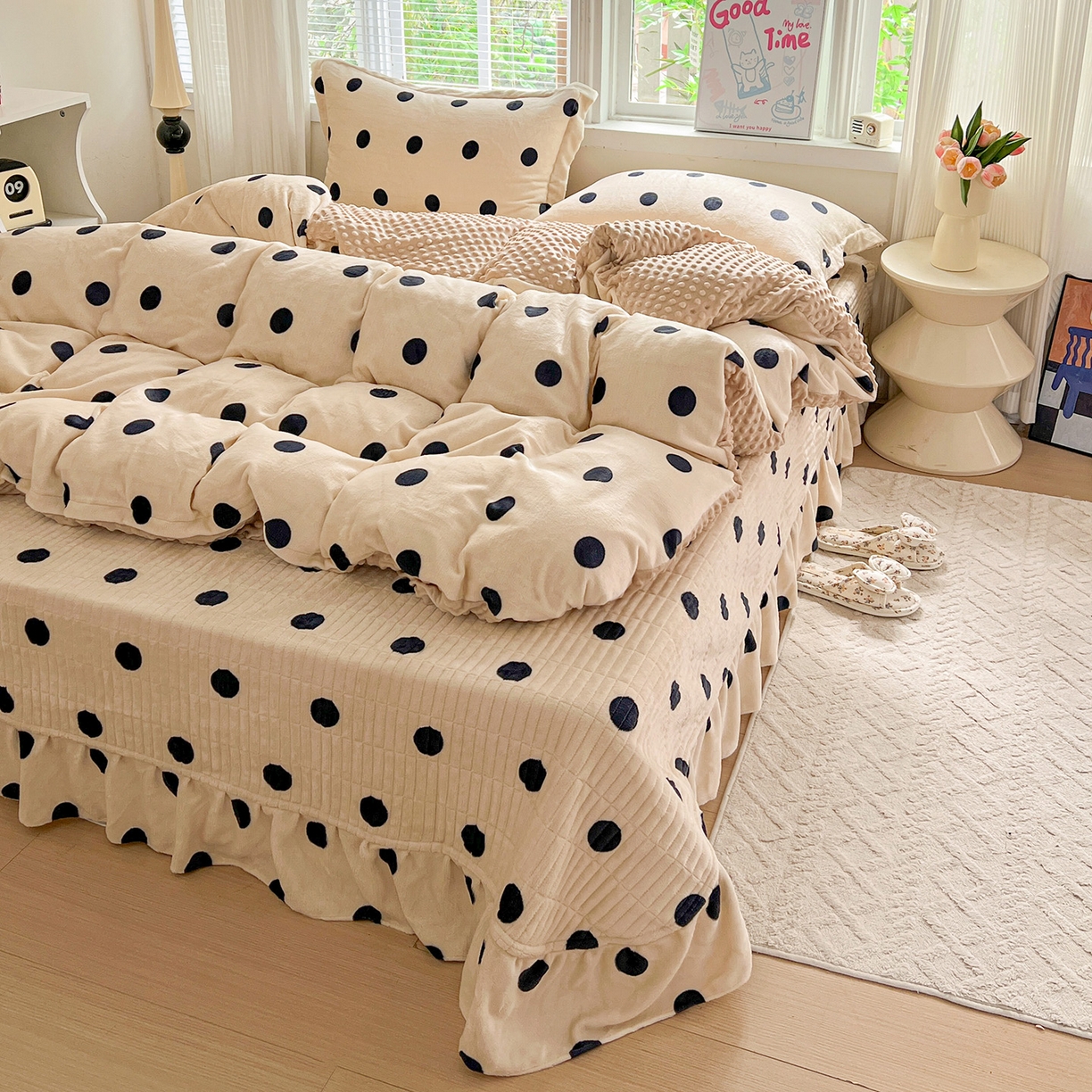 91家纺网 家纺一手货源 找家纺 （总）一比一 2025新款加厚保暖豆豆牛奶绒床盖款四件套