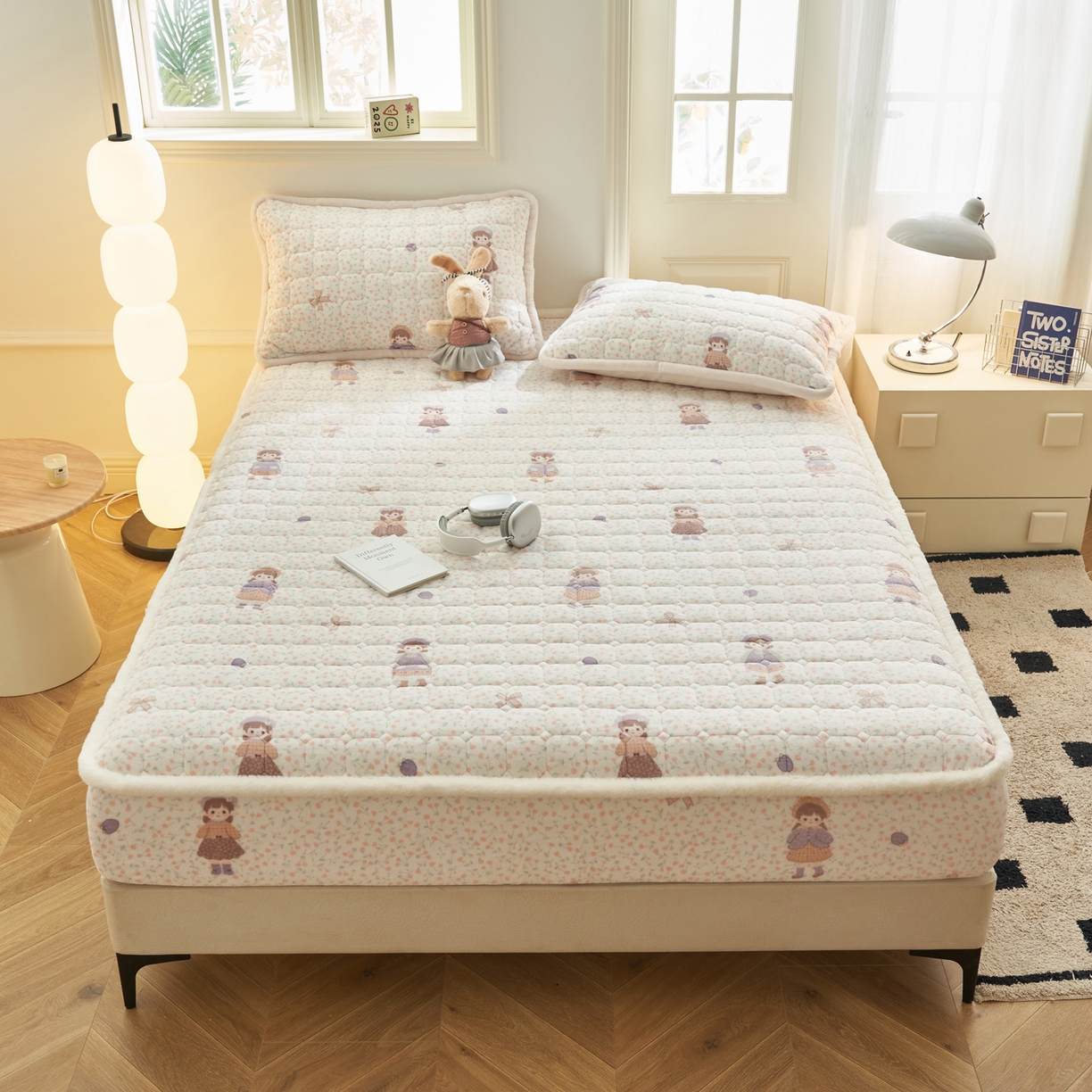 91家纺网 家纺一手货源 找家纺 晨曦家纺 2025新款加厚加绒牛奶绒卡通夹棉三层单床笠 可爱女孩