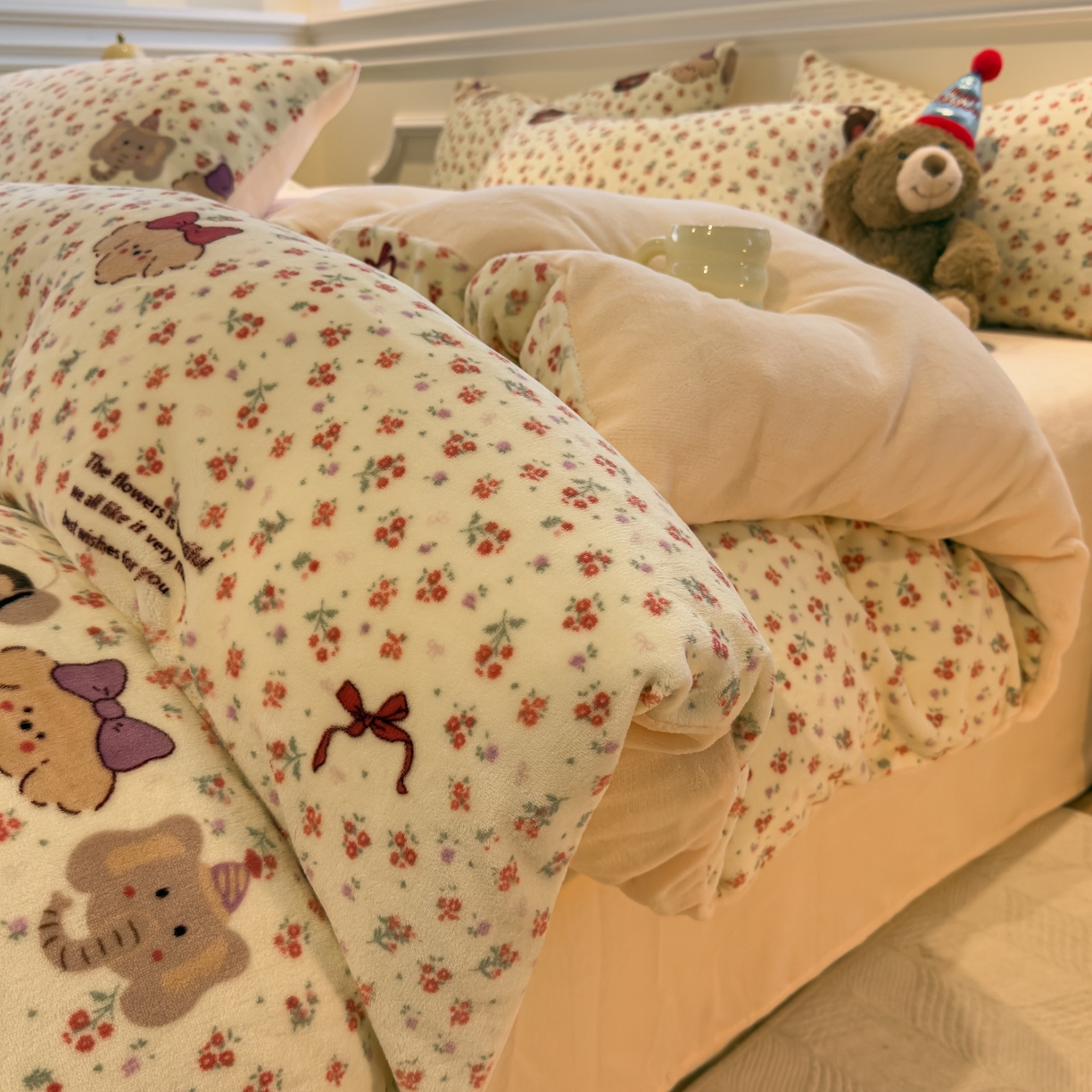 91家纺网 家纺一手货源 找家纺 yyds网供 2025新款牛奶绒四件套ins风加厚床品卡通印花三件套双面法兰绒秋冬保暖不静电 风格二 动物乐园