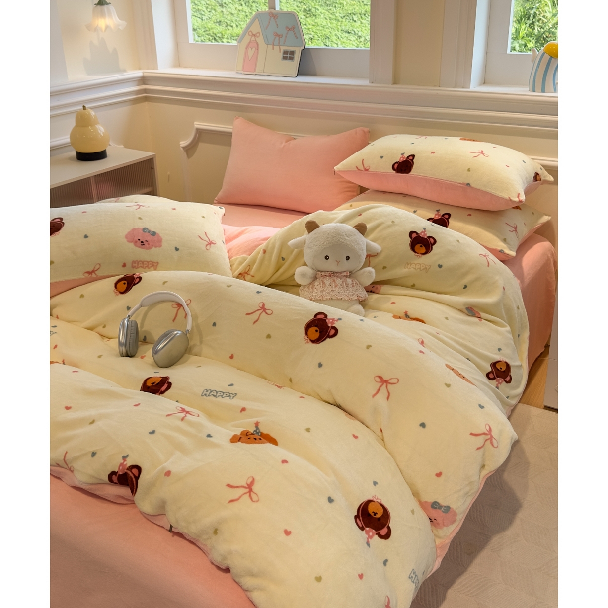 91家纺网 家纺一手货源 找家纺 yyds网供 2025新款牛奶绒四件套ins风加厚床品卡通印花三件套双面法兰绒秋冬保暖不静电 风格二 多彩缤纷美梦