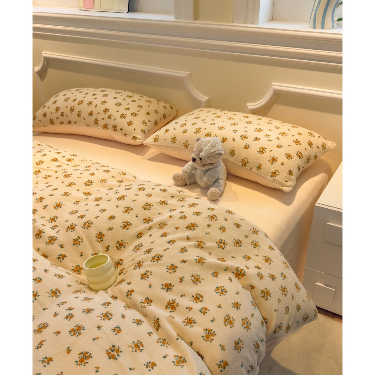 91家纺网 家纺一手货源 找家纺 yyds网供 2025新款牛奶绒四件套ins风加厚床品卡通印花三件套双面法兰绒秋冬保暖不静电 风格二 田园春兰秋菊