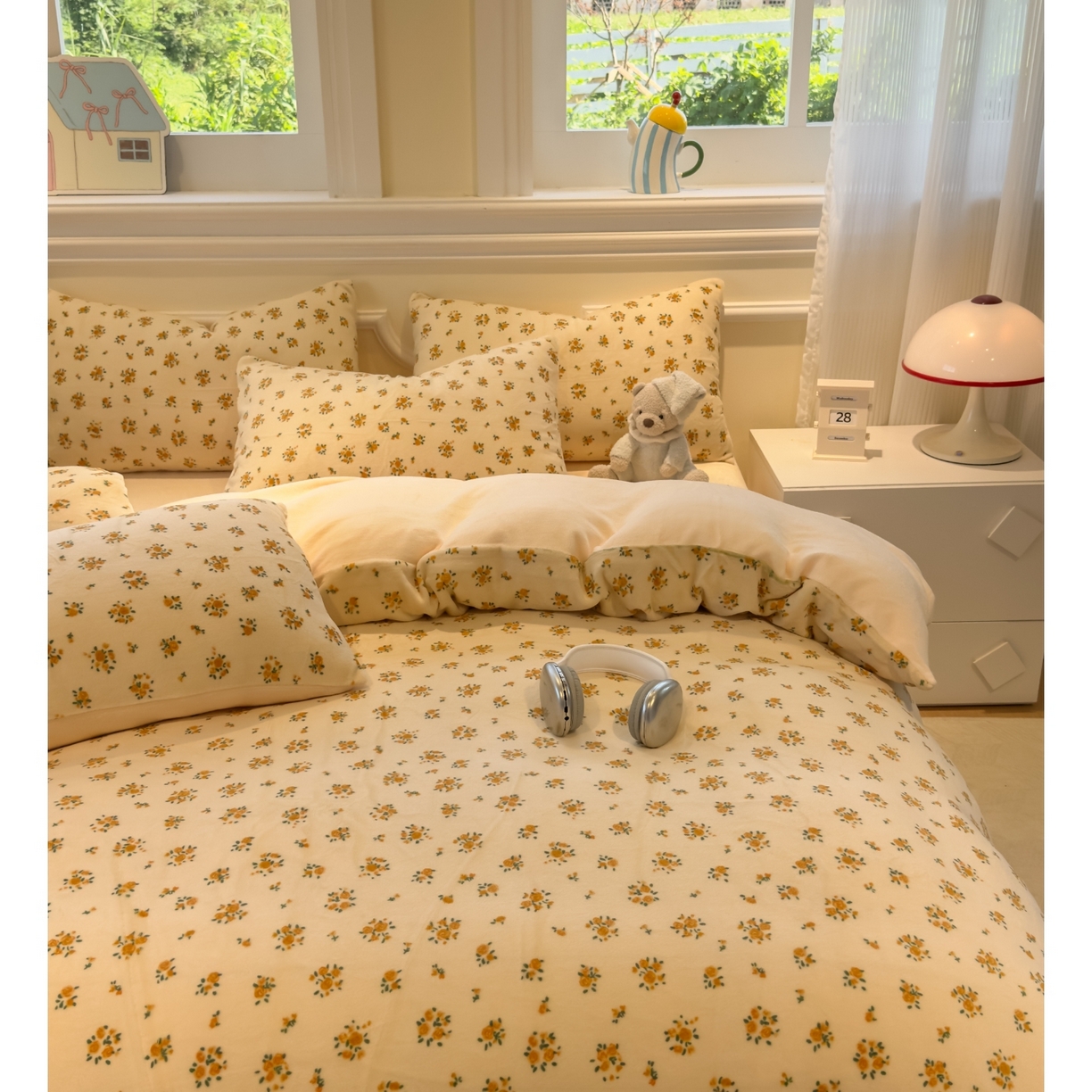 91家纺网 家纺一手货源 找家纺 yyds网供 2025新款牛奶绒四件套ins风加厚床品卡通印花三件套双面法兰绒秋冬保暖不静电 风格二 田园春兰秋菊