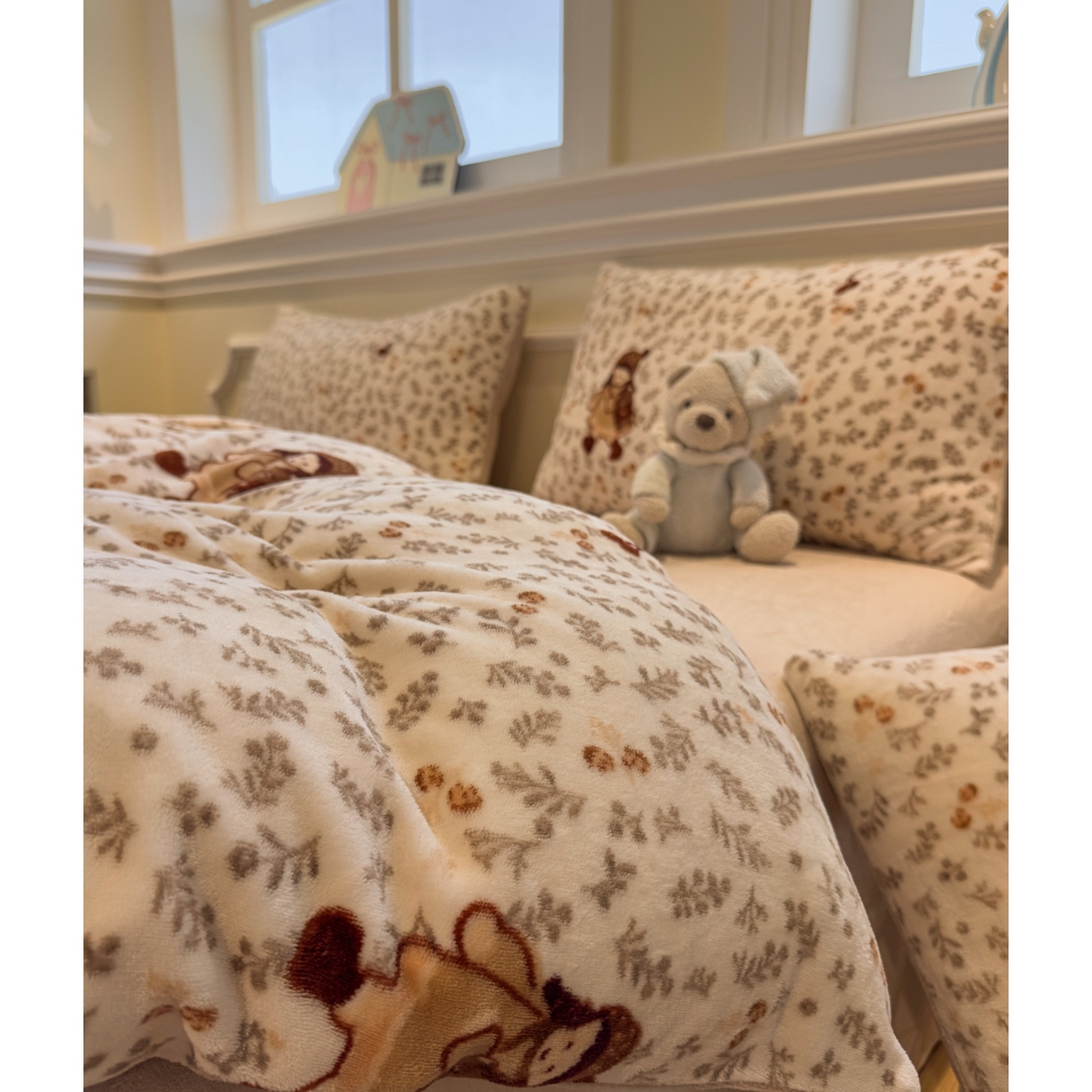 91家纺网 家纺一手货源 找家纺 yyds网供 2025新款牛奶绒四件套ins风加厚床品卡通印花三件套双面法兰绒秋冬保暖不静电 风格二 甜美花间女孩