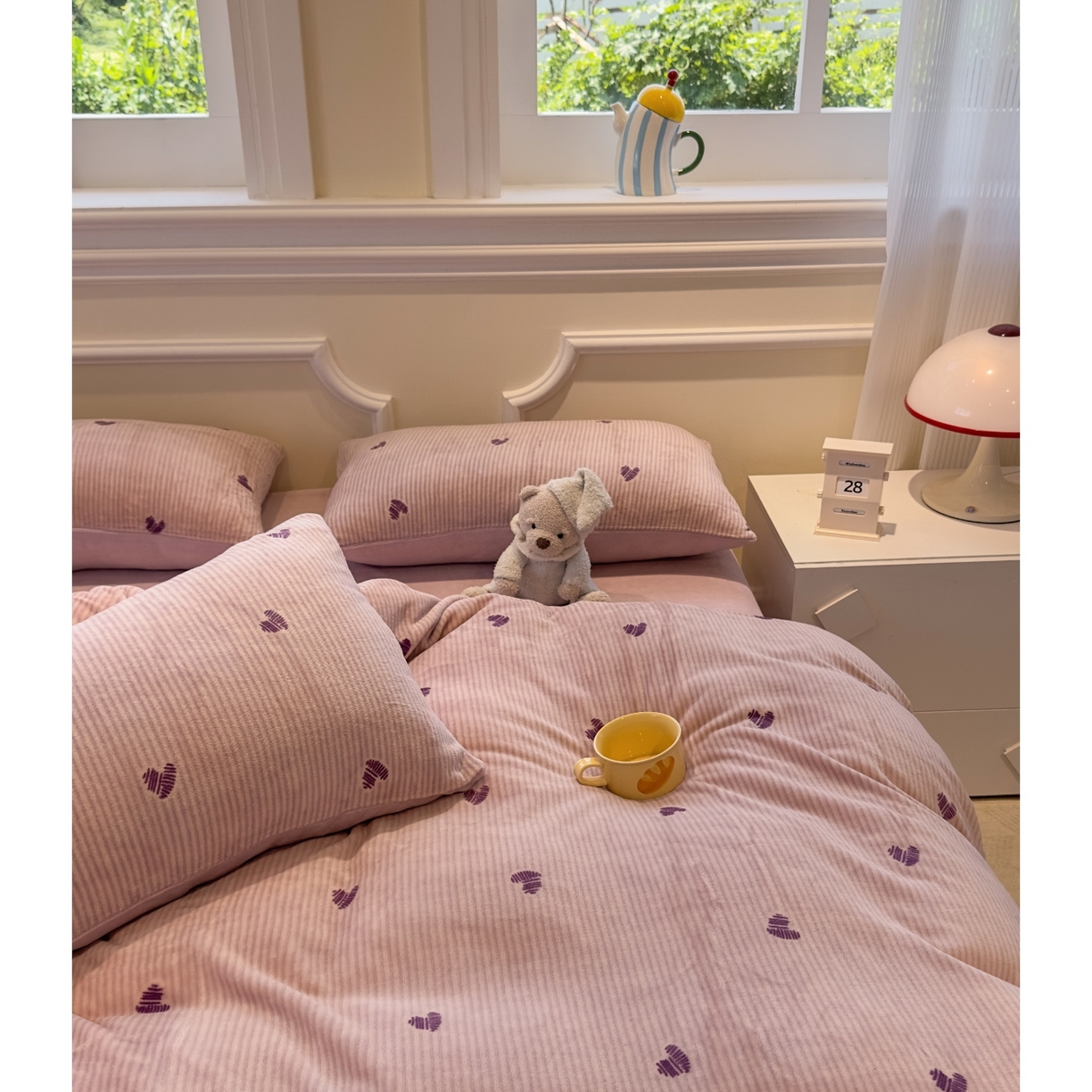 91家纺网 家纺一手货源 找家纺 yyds网供 2025新款牛奶绒四件套ins风加厚床品卡通印花三件套双面法兰绒秋冬保暖不静电 风格二 条纹爱心如愿