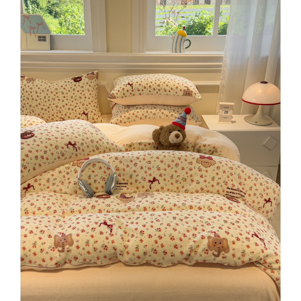 91家纺网 家纺一手货源 找家纺 yyds网供 2025新款牛奶绒四件套ins风加厚床品卡通印花三件套双面法兰绒秋冬保暖不静电 风格二 动物乐园