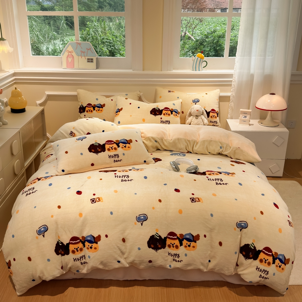 91家纺网 家纺一手货源 找家纺 yyds网供 2025新款牛奶绒四件套ins风加厚床品卡通印花三件套双面法兰绒秋冬保暖不静电 风格二 旺旺乐狗波点