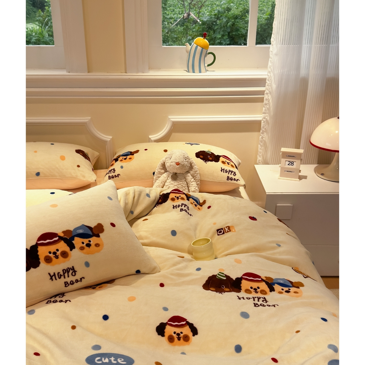 91家纺网 家纺一手货源 找家纺 yyds网供 2025新款牛奶绒四件套ins风加厚床品卡通印花三件套双面法兰绒秋冬保暖不静电 风格二 旺旺乐狗波点