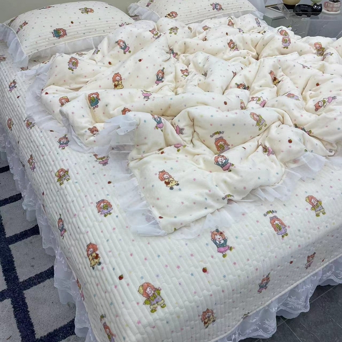 91家纺网 家纺一手货源 找家纺 禧瑞谷 2025新款冬季牛奶绒双层蕾丝花边床盖三件套床盖四件套奶糖少女