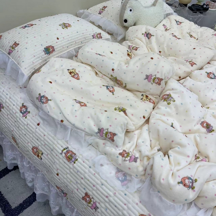 91家纺网 家纺一手货源 找家纺 禧瑞谷 2025新款冬季牛奶绒双层蕾丝花边床盖三件套床盖四件套奶糖少女