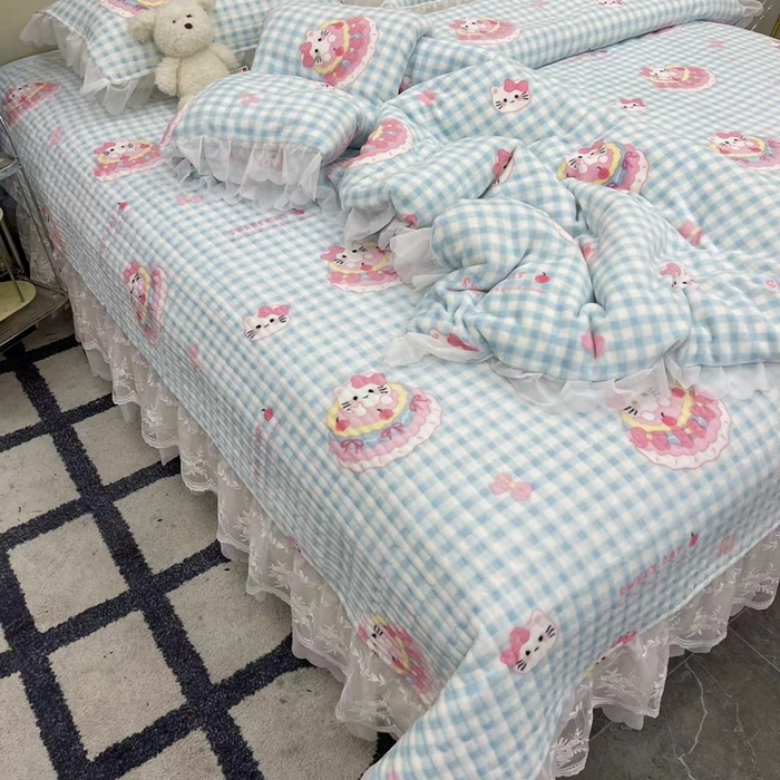 91家纺网 家纺一手货源 找家纺 禧瑞谷 2025新款冬季牛奶绒双层蕾丝花边床盖三件套床盖四件套蛋糕猫