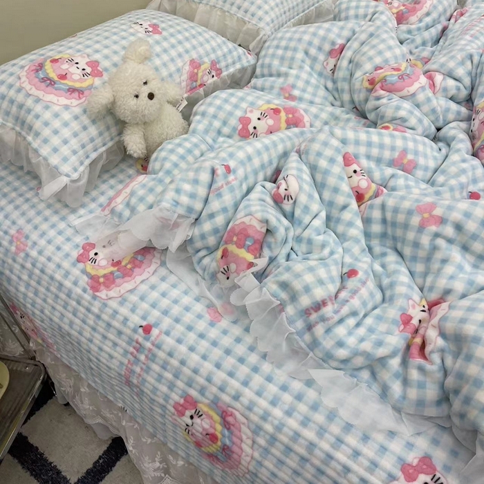 91家纺网 家纺一手货源 找家纺 禧瑞谷 2025新款冬季牛奶绒双层蕾丝花边床盖三件套床盖四件套蛋糕猫