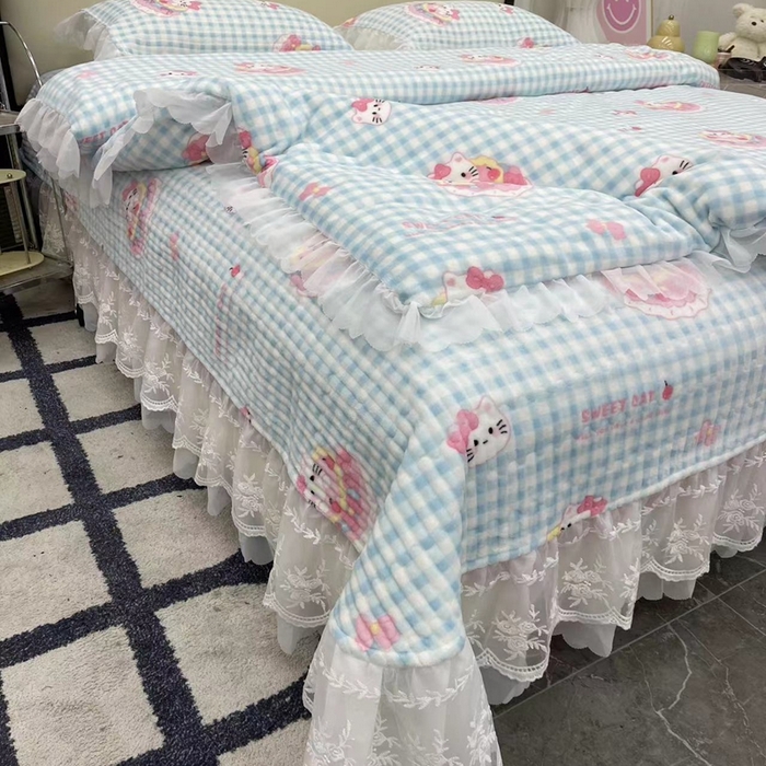 91家纺网 家纺一手货源 找家纺 禧瑞谷 2025新款冬季牛奶绒双层蕾丝花边床盖三件套床盖四件套蛋糕猫