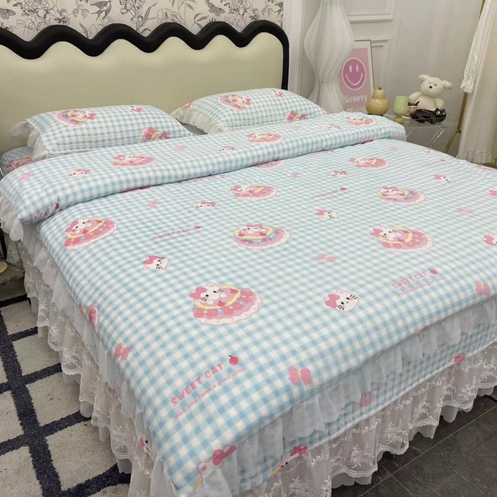 禧瑞谷 2025新款冬季牛奶绒双层蕾丝花边床盖三件套床盖四件套蛋糕猫