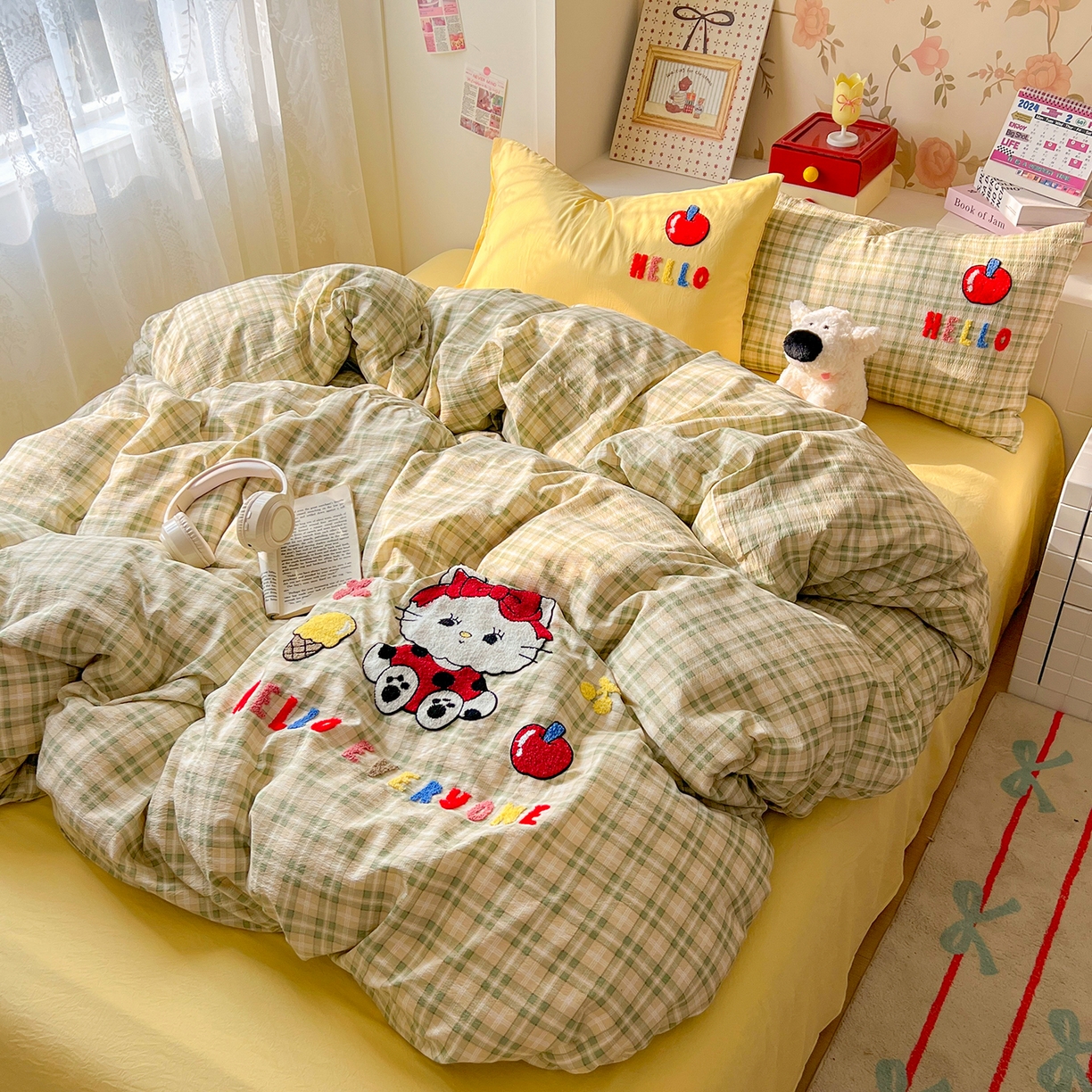 91家纺网 家纺一手货源 找家纺 凯洛奇 2025新款复古风格子皱皱纱水洗棉毛巾绣四件套 布丁猫-黄格