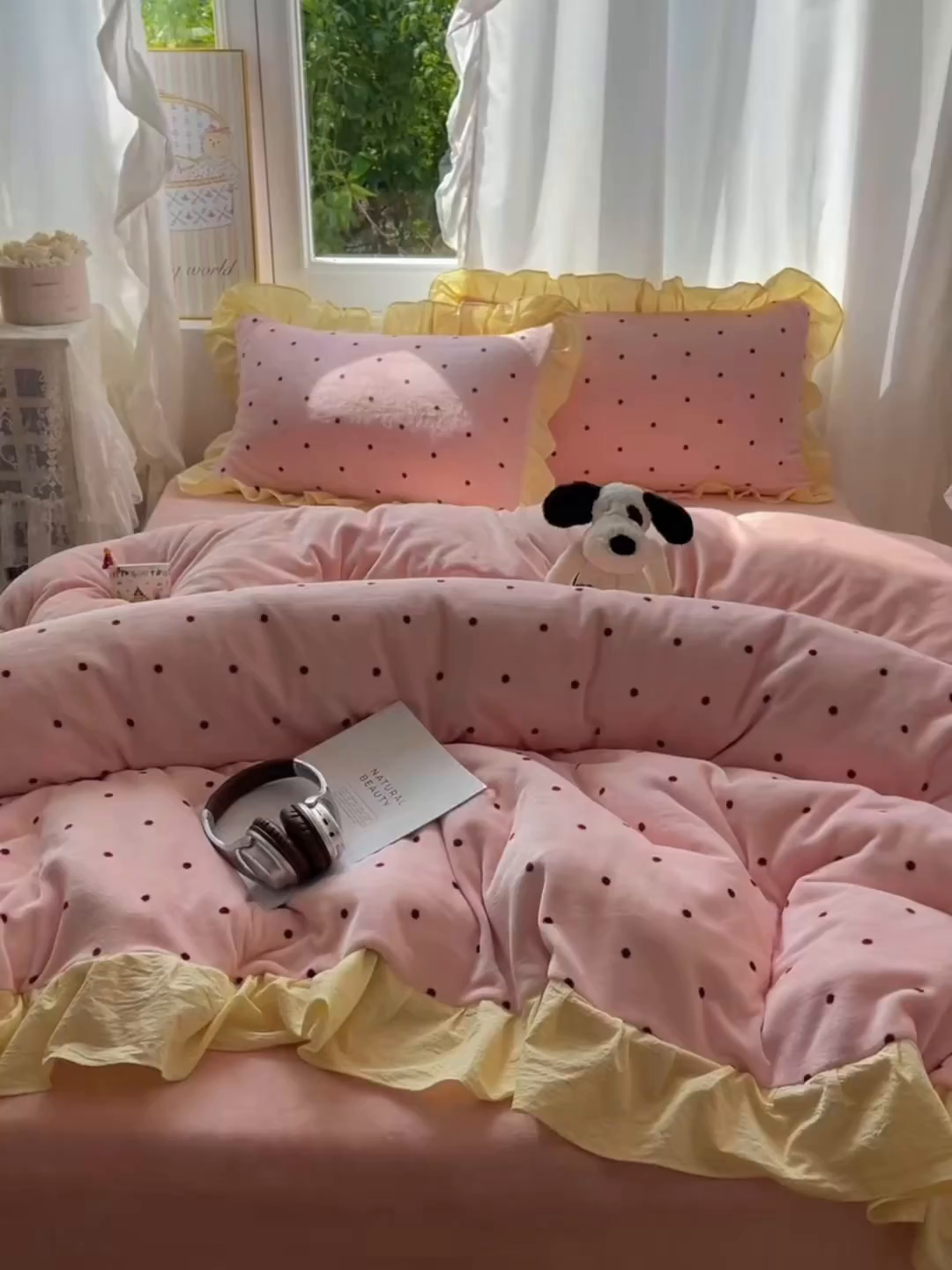 91家纺网 家纺一手货源 找家纺 丽涵家纺 2025秋冬新品韩系牛奶绒波点小格子花边四件套 奶油波点-蜜粉