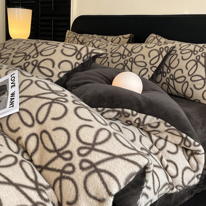 宜代光年 2025新款澳羊绒保暖四件套 意威-奶白