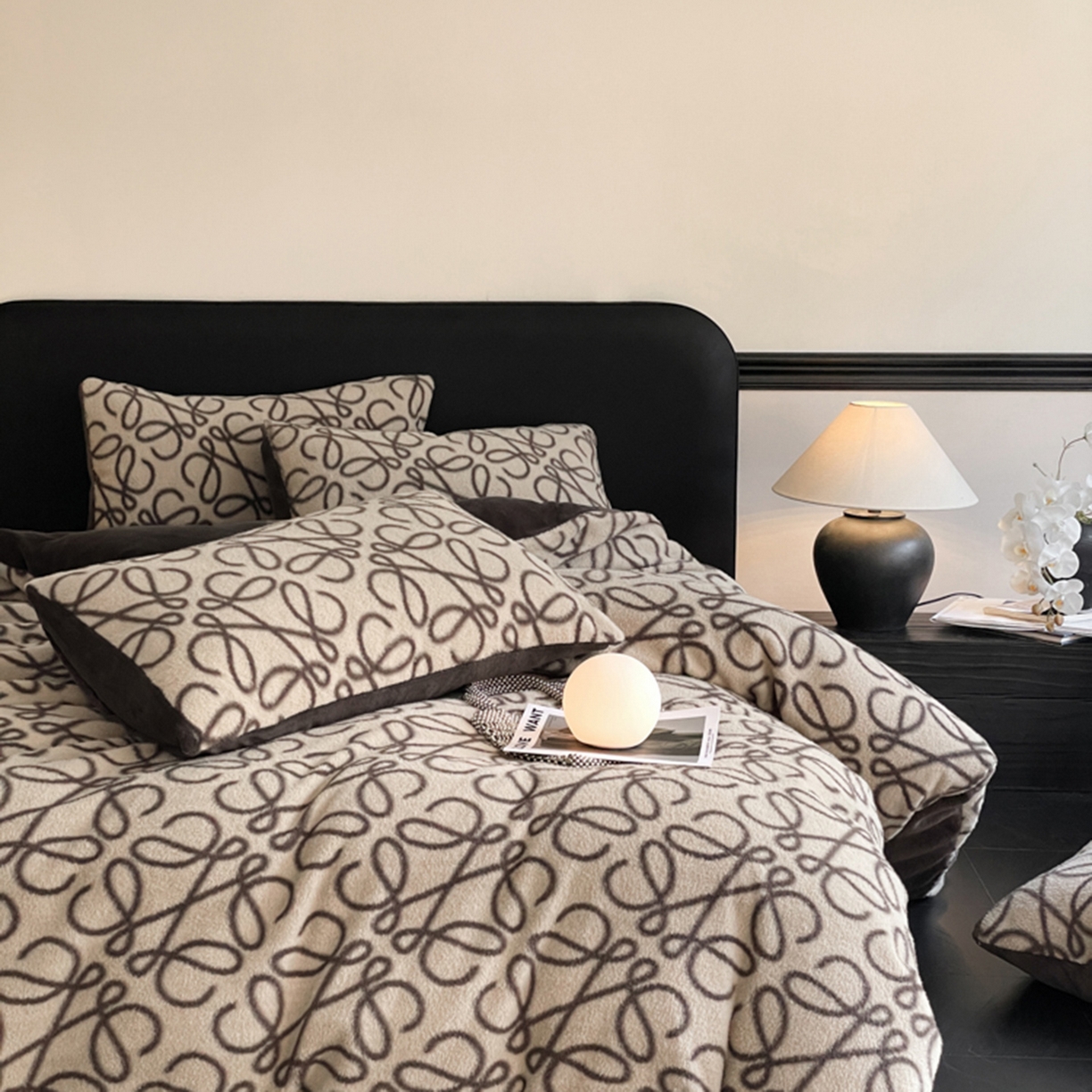 91家纺网 家纺一手货源 找家纺 宜代光年 2025新款澳羊绒保暖四件套 意威-奶白