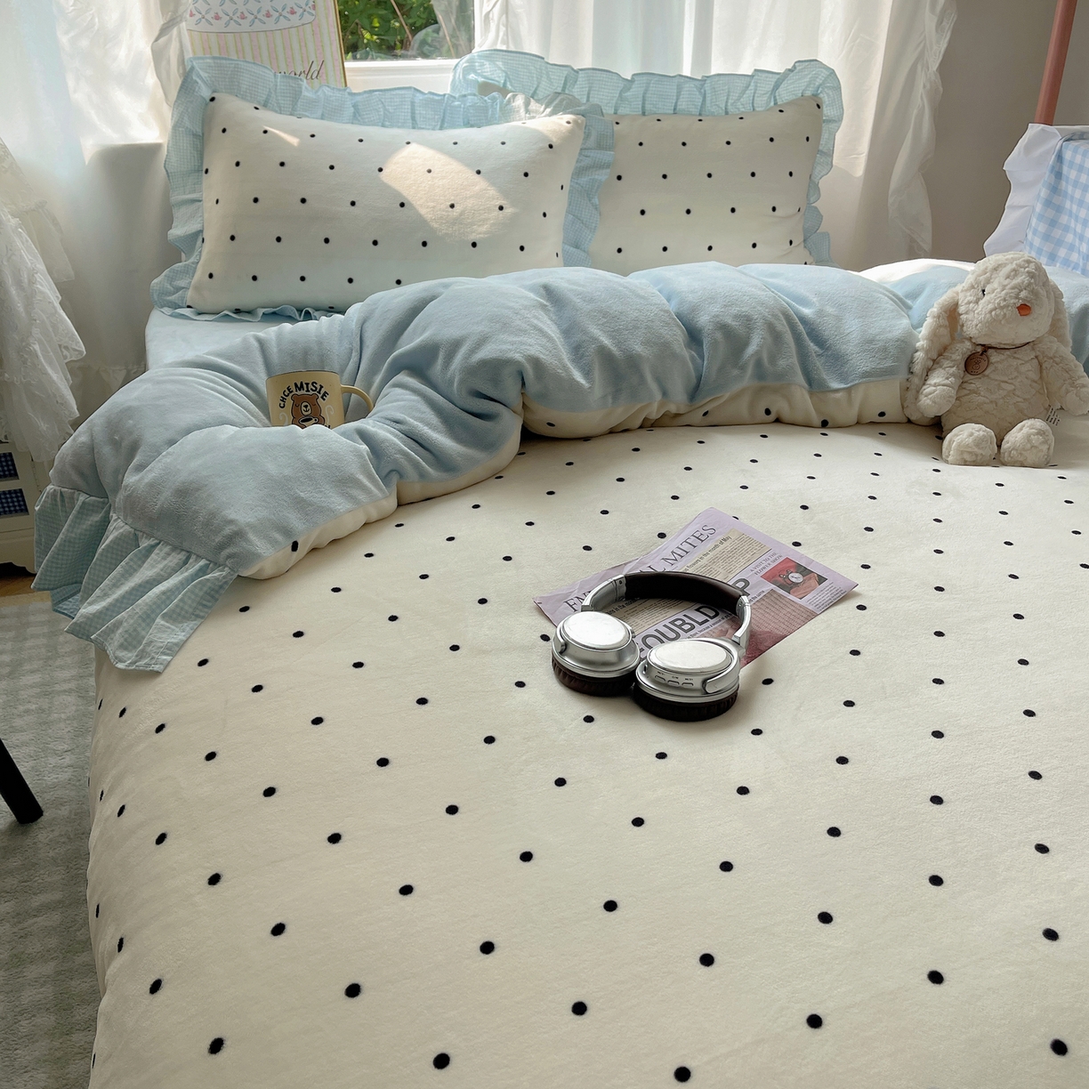 91家纺网 家纺一手货源 找家纺 丽涵家纺 2025秋冬新品韩系牛奶绒波点小格子花边四件套 奶油波点-天蓝