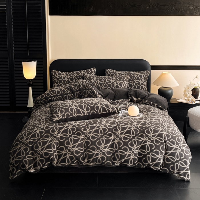 91家纺网 家纺一手货源 找家纺 宜代光年 2025新款澳羊绒保暖四件套 意威-深灰