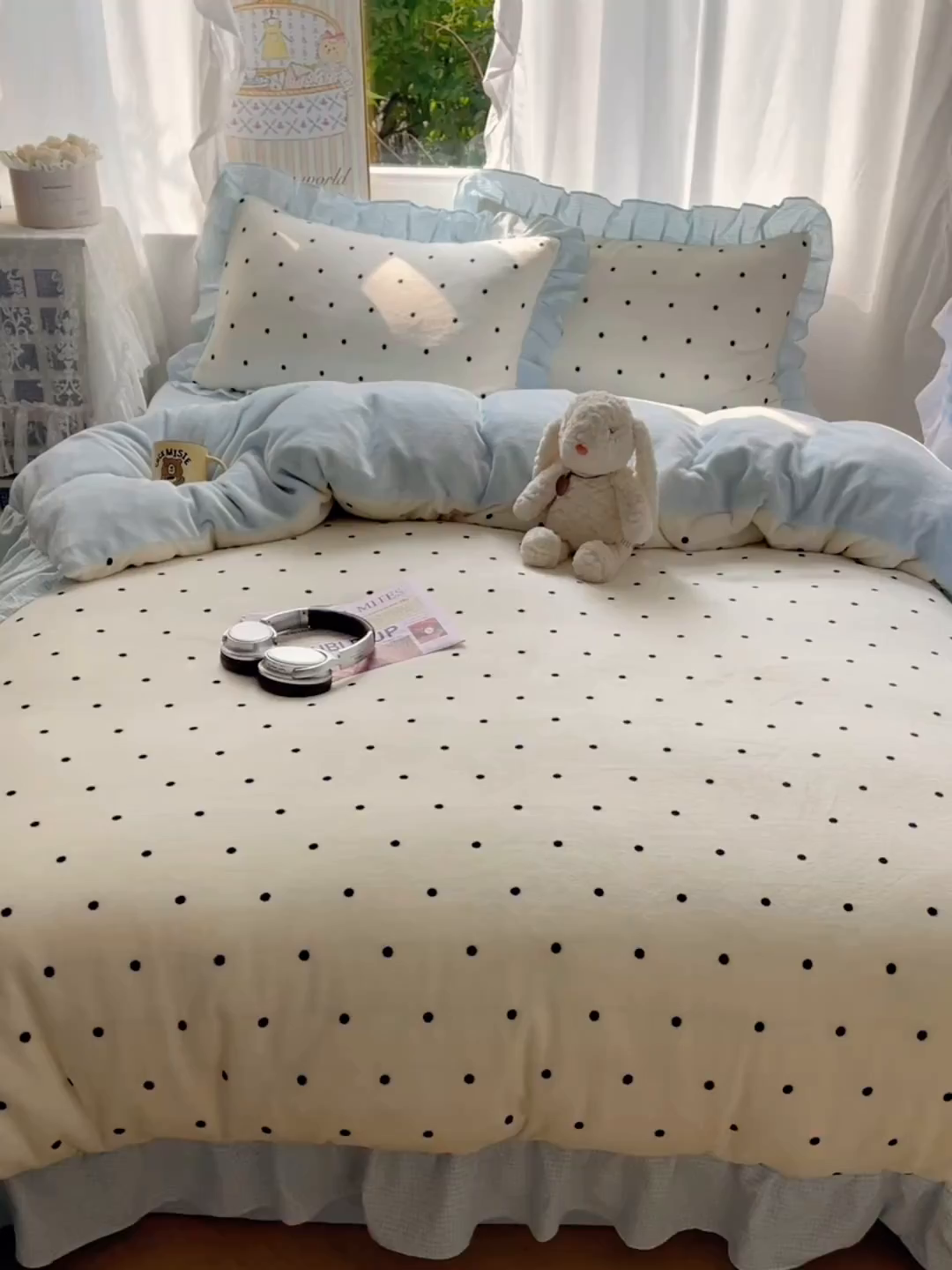 91家纺网 家纺一手货源 找家纺 丽涵家纺 2025秋冬新品韩系牛奶绒波点小格子花边四件套 奶油波点-天蓝