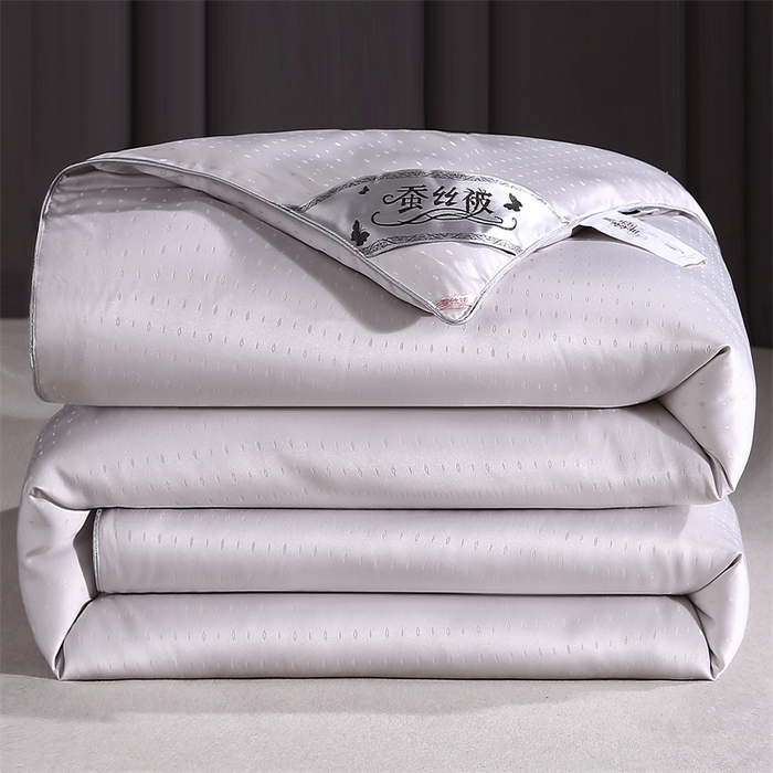 91家纺网 家纺一手货源 找家纺 前程家纺 2025新款-珍珠提花被冬被蚕蛹蛋白被子冬被芯 珍珠提花-浅灰色