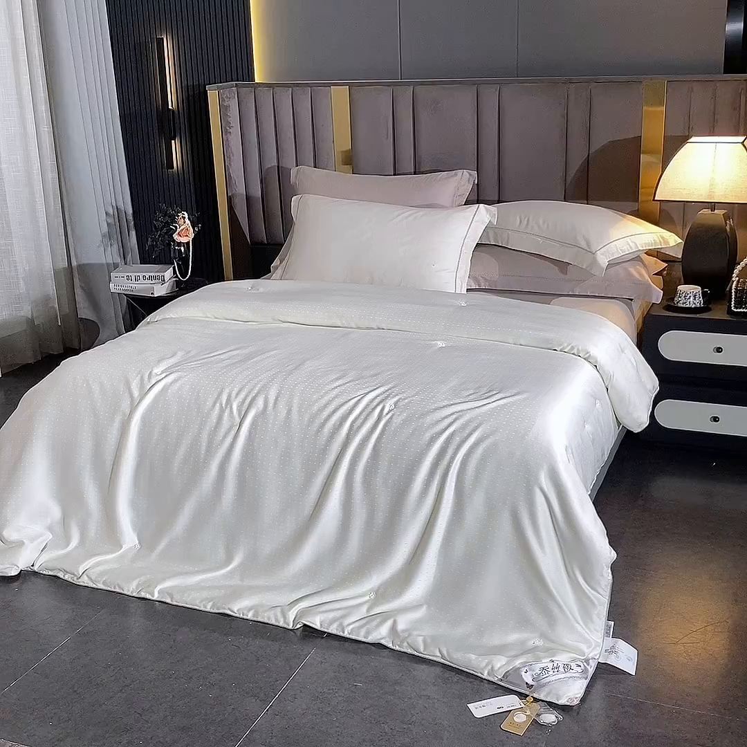 91家纺网 家纺一手货源 找家纺 前程家纺 2025新款-珍珠提花被冬被蚕蛹蛋白被子冬被芯 珍珠提花-浅灰色