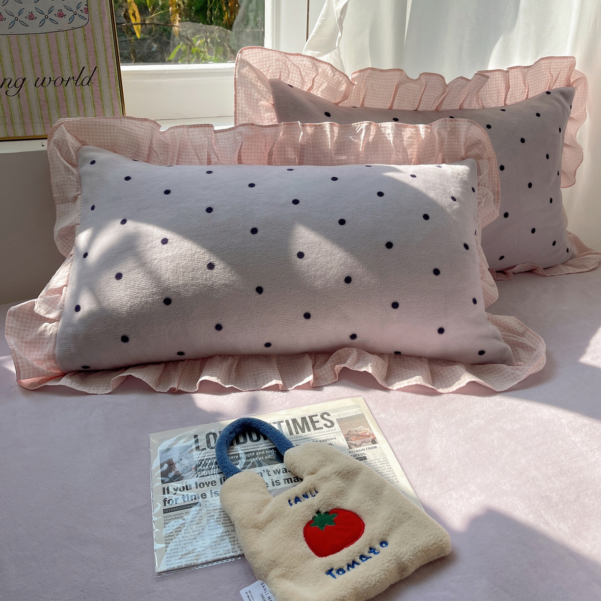 91家纺网 家纺一手货源 找家纺 丽涵家纺 2025秋冬新品韩系牛奶绒波点小格子花边四件套 奶油波点-香芋紫