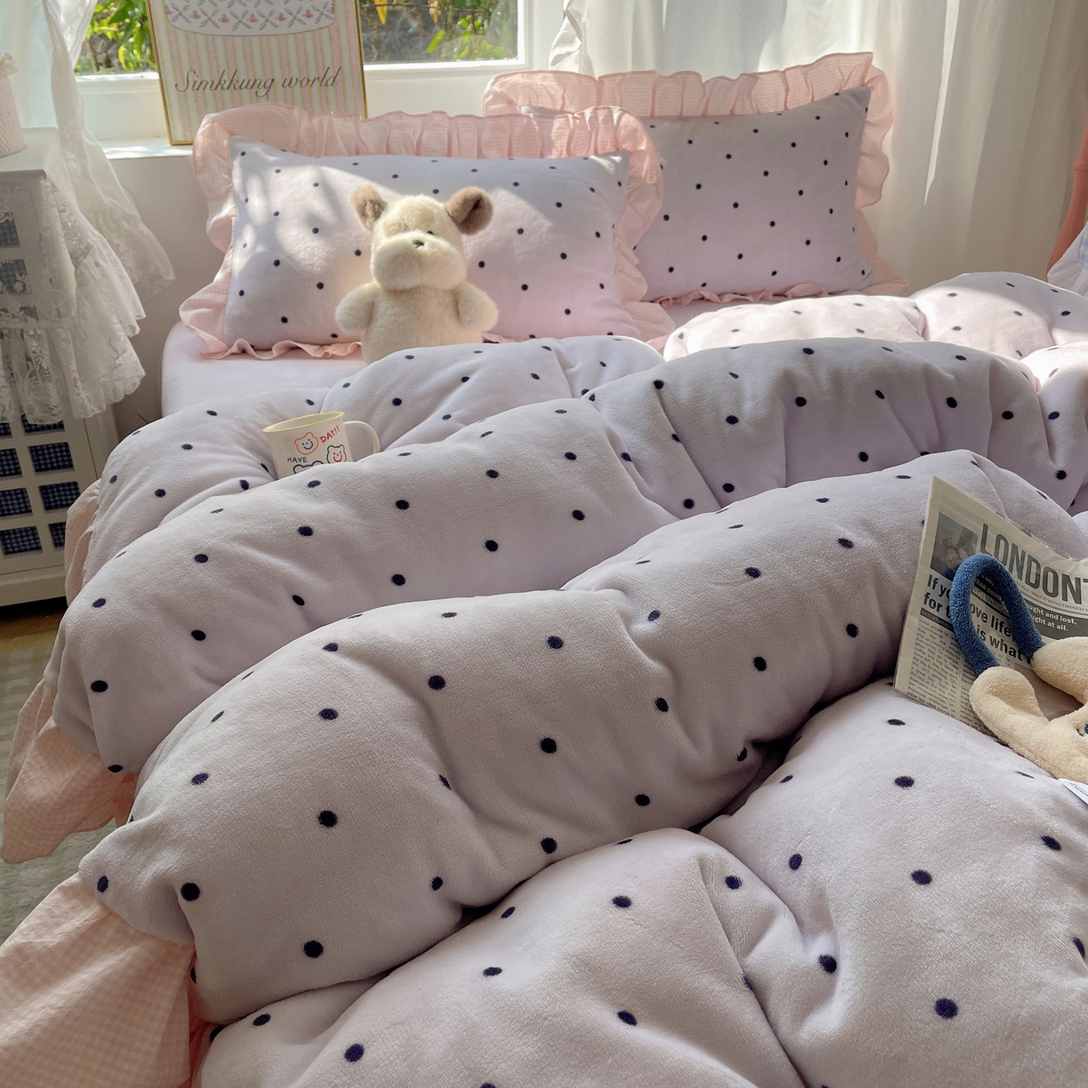 91家纺网 家纺一手货源 找家纺 丽涵家纺 2025秋冬新品韩系牛奶绒波点小格子花边四件套 奶油波点-香芋紫