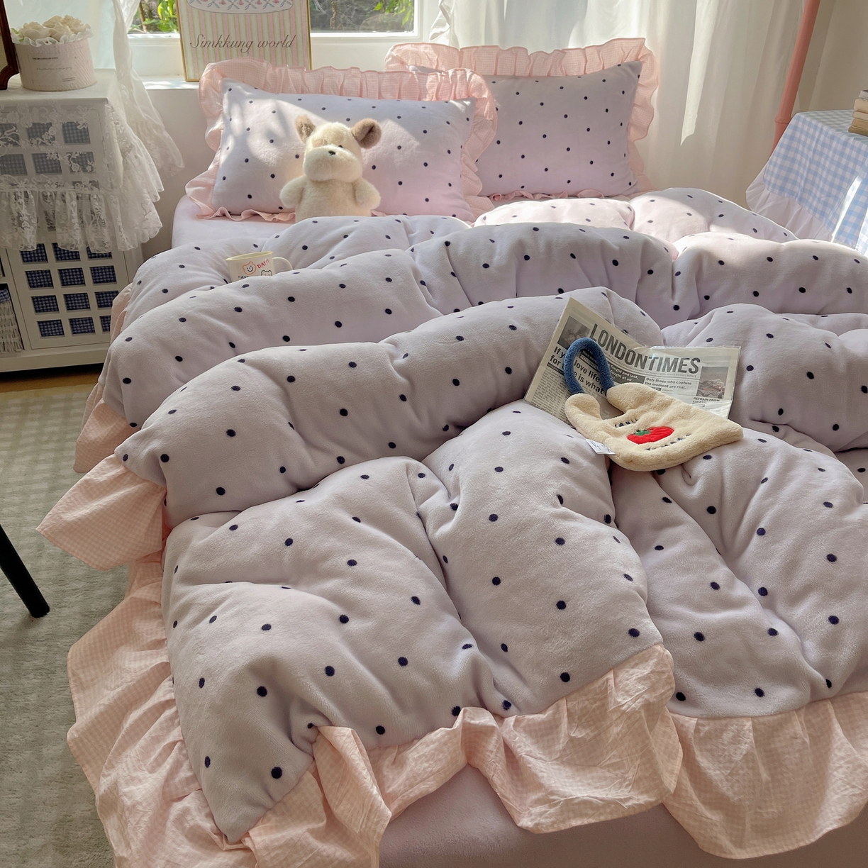 91家纺网 家纺一手货源 找家纺 丽涵家纺 2025秋冬新品韩系牛奶绒波点小格子花边四件套 奶油波点-香芋紫