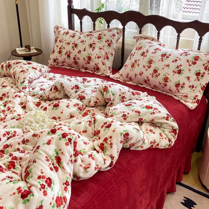 91家纺网 家纺一手货源 找家纺 （总）一比一家纺 2025新款亲肤舒适双面牛奶绒床盖款四件套