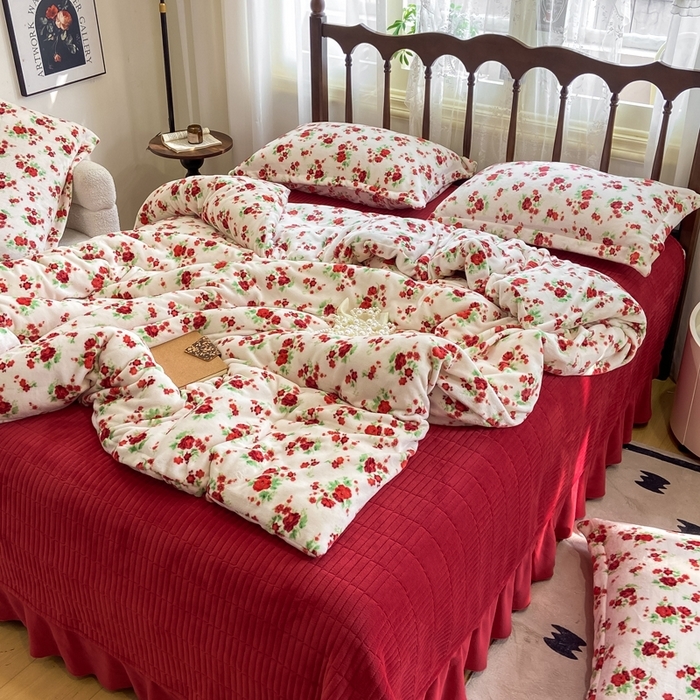 91家纺网 家纺一手货源 找家纺 一比一 2023新款兔毛七彩印花牛奶绒四件套 七彩灰色