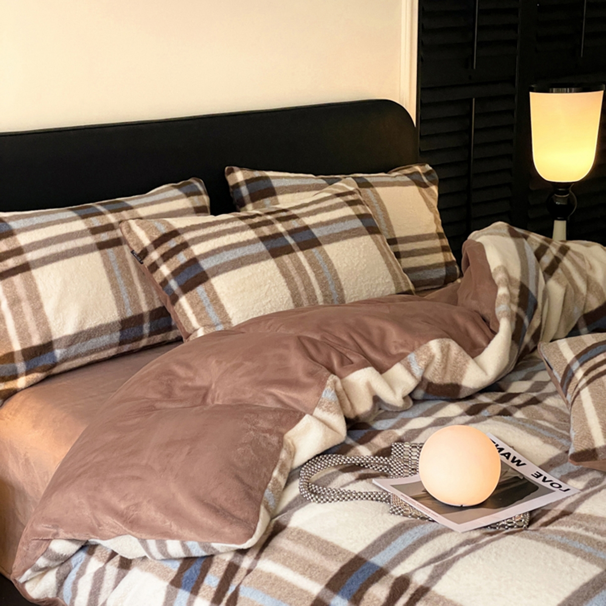 91家纺网 家纺一手货源 找家纺 宜代光年 2025新款澳羊绒保暖四件套 咖啡白格