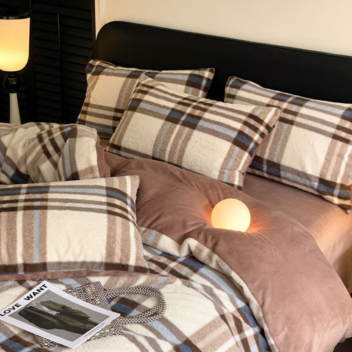 91家纺网 家纺一手货源 找家纺 宜代光年 2025新款澳羊绒保暖四件套 咖啡白格