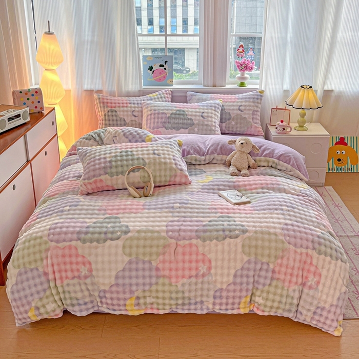 91家纺网 家纺一手货源 找家纺 （总）一比一 2025新款亲肤舒适保暖泡泡绒牛奶绒四件套