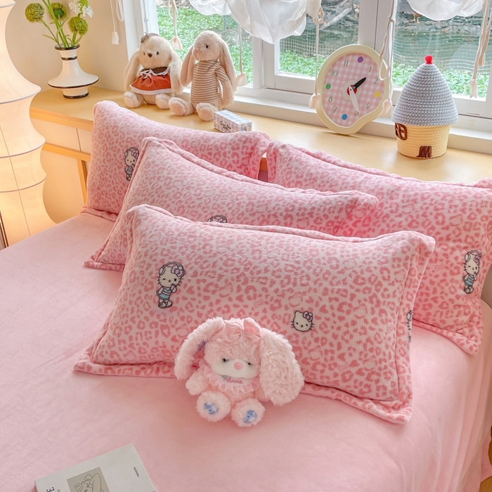 91家纺网 家纺一手货源 找家纺 （总）一比一  2025新款双面牛奶绒四件套