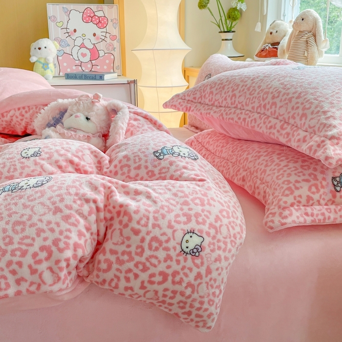 91家纺网 家纺一手货源 找家纺 （总）一比一  2025新款双面牛奶绒四件套