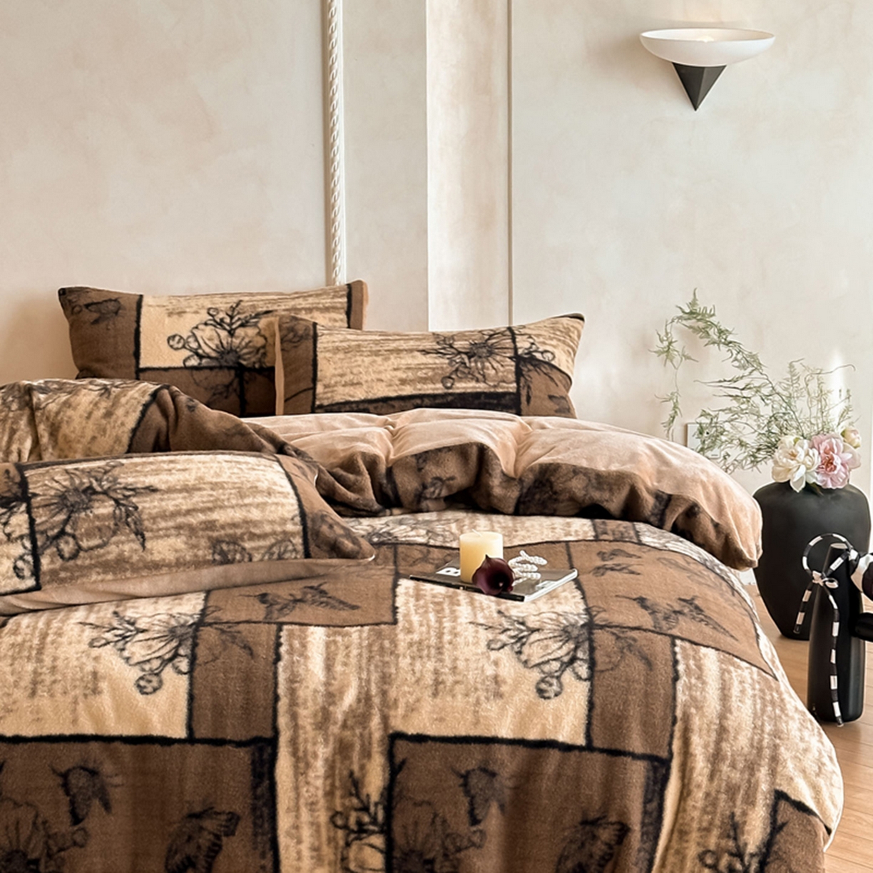 91家纺网 家纺一手货源 找家纺 宜代光年 2025新款澳羊绒保暖四件套 复古蝶花